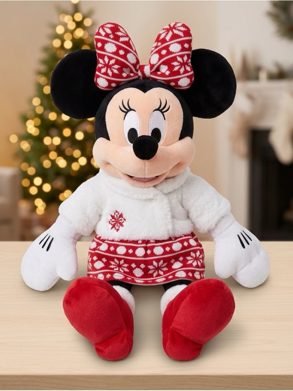 Disney Store Minnie Mouse Holiday Christmas Plush 2015 Snowflake Outfit